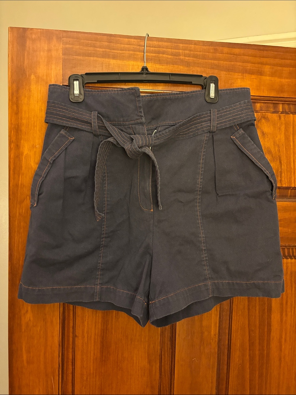 Women’s Current Air navy blue belted high waist shorts with orange stitching